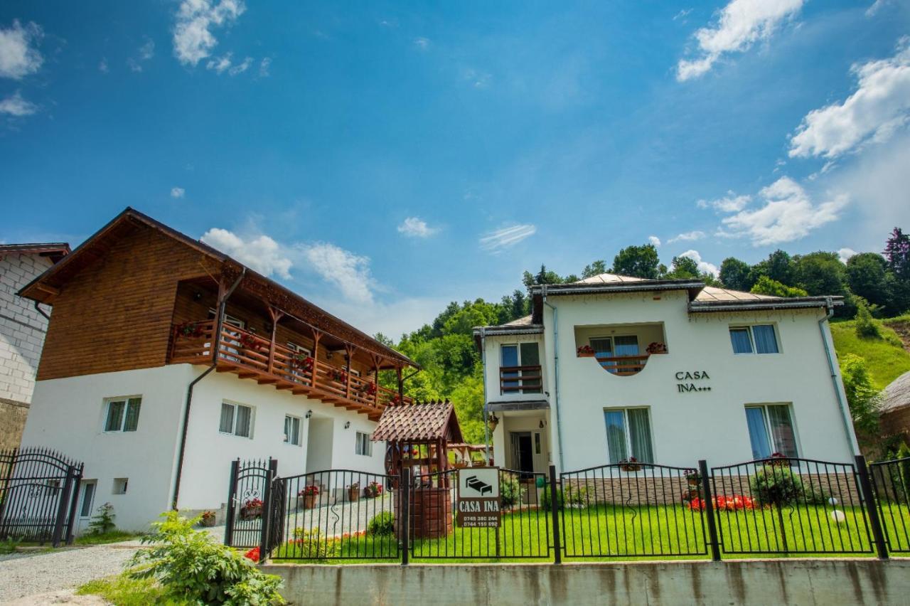 Casa Ina Hotel Moisei Exterior photo